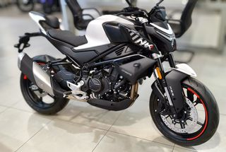 CFmoto 450NK 2025