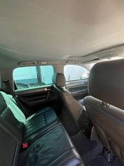 Volkswagen Touareg 2009-thumb-2