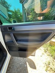 Volkswagen Touareg 2009-thumb-3