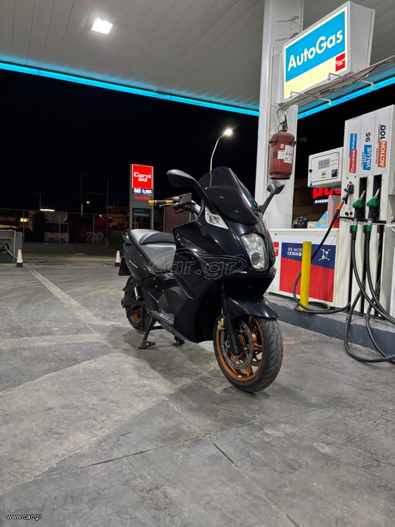 Gilera GP 800 2008