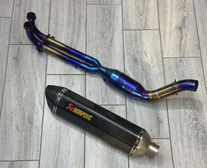 ΟΛΟΣΩΜΗ ΜΕΛΑΝΙΑΣΜΕΝΗ ΕΞΑΤΜΙΣΗ AKRAPOVIC CARBON YAMAHA TMAX 500/530/560