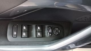 Peugeot 2008 2017 1.6 Blue-HDi Style-thumb-12