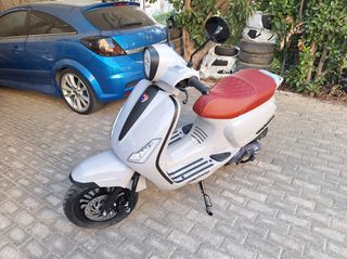 Daytona DIVA 125e 2025 DIVA 125-thumb-1