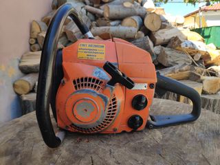 Αλυσοπρίονα-Πριονοκορδέλες Husqvarna 1974 L65