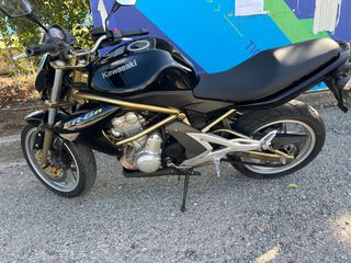 Kawasaki ER - 6 N 2008 ER6N-thumb-3