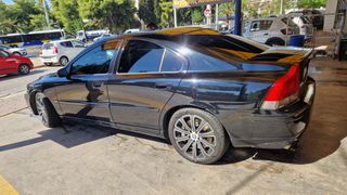 Volvo S60 2004 R-thumb-1