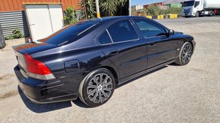 Volvo S60 2004 R-thumb-4