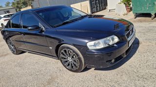 Volvo S60 2004 R-thumb-5