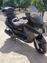 Piaggio XEvo 250 2016-thumb-4
