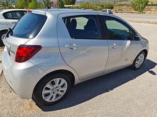 Toyota Yaris 2016 1.4 D-4D COOL-thumb-3