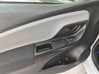 Toyota Yaris 2016 1.4 D-4D COOL-thumb-13