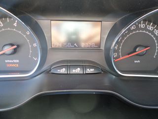 Peugeot 208 2015-thumb-17