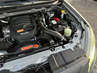 Isuzu D-Max 2018 ΧΕΙΡΟΚΙΝΗΤΟ-123.000km-ΑΒΑΦΟ ΣΑΣΙ ΧΩΡΙΣ ΣΚΟΥΡΙΕΣ-thumb-46