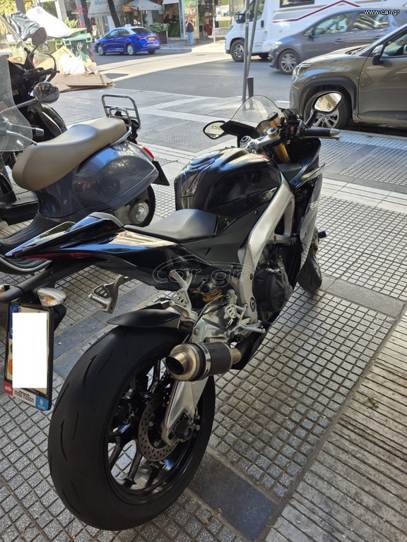 Aprilia RSV4 2010