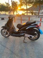 Piaggio Beverly 250 2005 BEVERLY 250 INJECTION