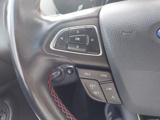 Ford Kuga 2018 1.5 ECOBOOST ST-LINE-thumb-25