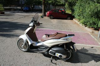 Piaggio Beverly 300i 2013 300 IE-thumb-10