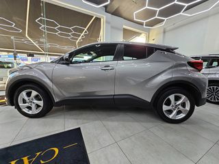Toyota C-HR 2019-thumb-3