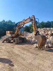 Εκσκαφέας Με Λάστιχα Liebherr 1990 902