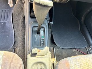 Daihatsu Terios 2002 AYTOMATO AEΡΙΟ 4x4 1300 ΚΥΒΙΚΑ-thumb-3