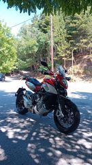 Mv Agusta Stradale 800 2015-thumb-1