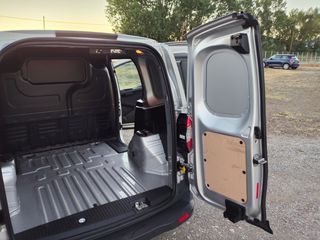 Κλούβα Ford 2023 TRANSIT COURIER*NAVI*CAMERA*CLIMA*ΓΡΑΜΜΑΤΙΑ-thumb-34