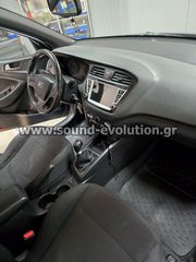 Hyundai i20 2014-2018 Navigation Multimedia Tablet by Sound Evolution-thumb-1