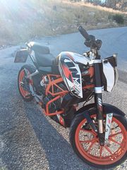 KTM 390 Duke 2016-thumb-2
