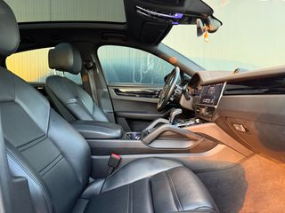 Porsche Cayenne 2020-thumb-24
