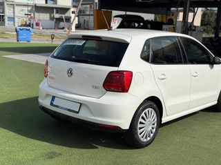 Volkswagen Polo 2016 1.4 TDI 75PS CONCEPTLINE 5D-thumb-3