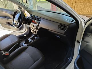 Peugeot 301 2019 PURETECH 82 ACTIVE-thumb-9