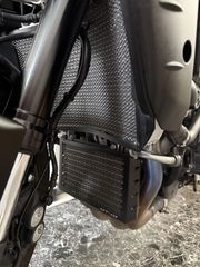 Yamaha MT-10 2024-thumb-11