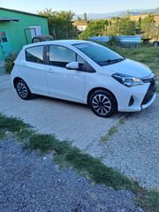 Toyota Yaris 2016-thumb-1