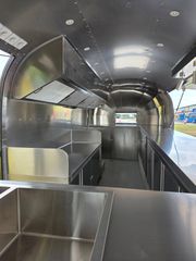 Καντίνα PM 2025 ΚΑΝΤΙΝΑ 5,50 Μέτρα Airstream Trailers Catering-thumb-7