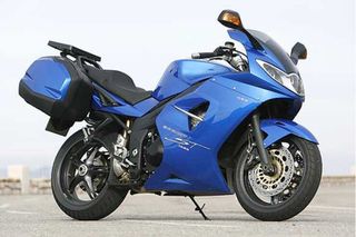 Triumph Sprint ST 1050 2005 135hp-thumb-6