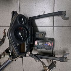 Yamaha TDM 900 2004-thumb-8