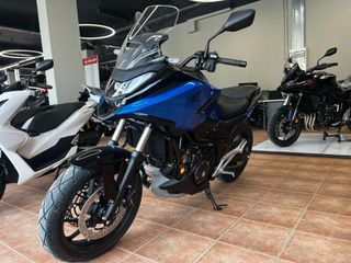 Honda NC 750X 2027 DCT 2027  ΜΟΝΤΕΛΟ !!! GLINT WAVE BLUE METALLIC !!!-thumb-2