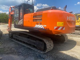 Εκσκαφέας Με Ερπύστριες Hitachi 2017-thumb-1