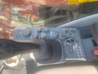 Εκσκαφέας Με Ερπύστριες Hitachi 2017-thumb-19