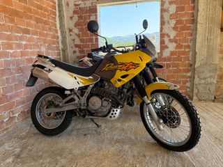 Honda NX 650 Dominator 2003