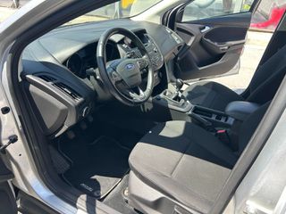 Ford Focus 2018 1.5 TDCI-thumb-6