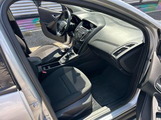 Ford Focus 2018 1.5 TDCI-thumb-7