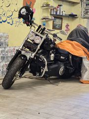 Harley Davidson DYNA FAT BOB 2008 Skull Edition-thumb-18