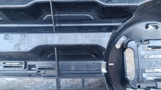 Γρίλια VW T-Cross-thumb-1