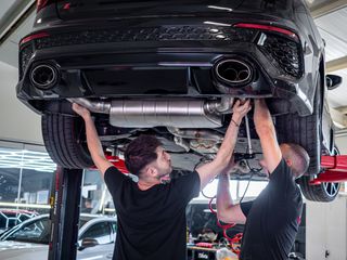 Audi RS3 2022 8Y Sedan Black Edition Akrapovic/Eventuri-thumb-4