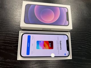 iPhone 12 64 Μωβ + ακουστικά καινούργια + 5 θήκες + καλώδιο φορτιστή και τζαμάκι
