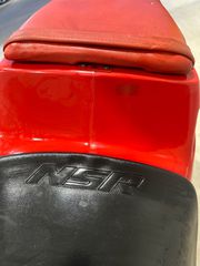Honda NSR 250 1987-thumb-16