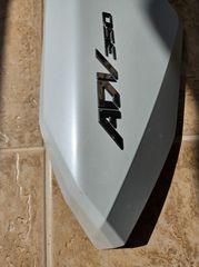 Πωλείται δεξί πλαινό ουράς ADV350-thumb-1