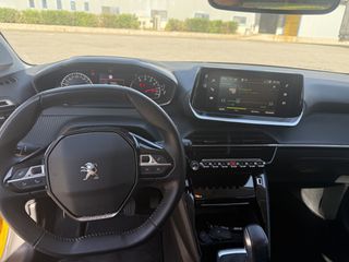 Peugeot 208 2022-thumb-10