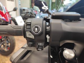Honda Forza 750 2025-thumb-9